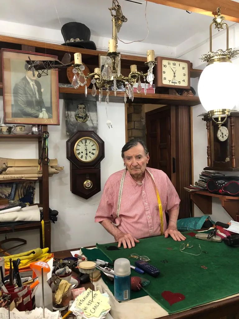 a7d04eab-1e3f-4ff0-a3ca-0ab7962e3cb7-1