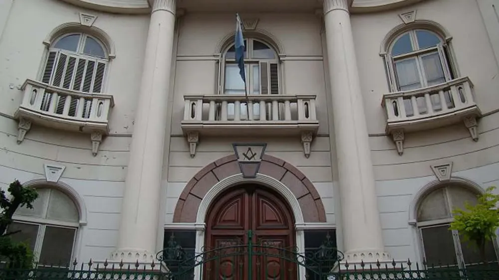 fachada-de-la-Gran-Logia-de-la-Argentina-de-Libres-y-Aceptados-Masones-1920